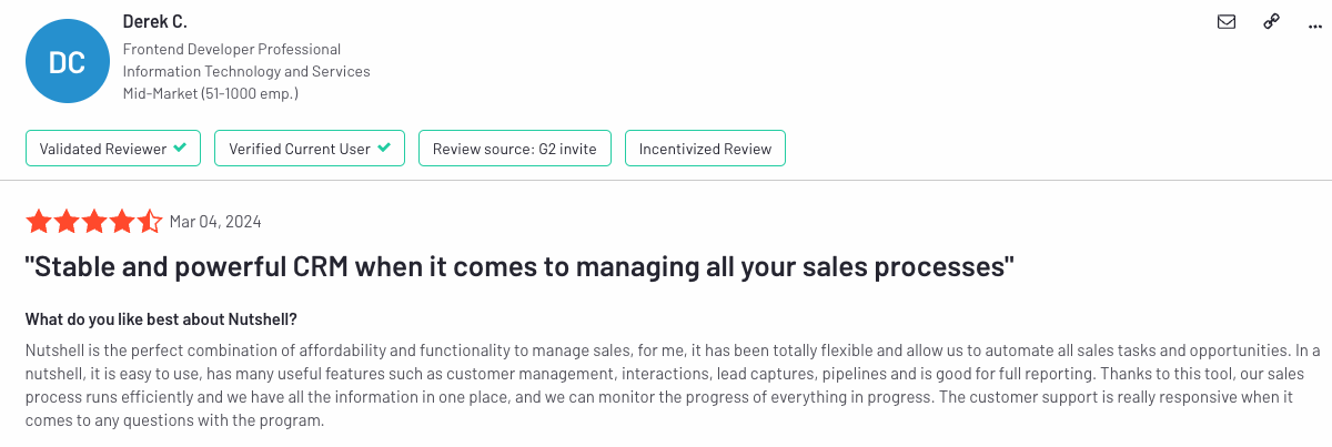 en skärmdump av en Nutshell recension från derek c. som säger "stabil och kraftfull crm när det gäller att hantera alla dina försäljningsprocesser"