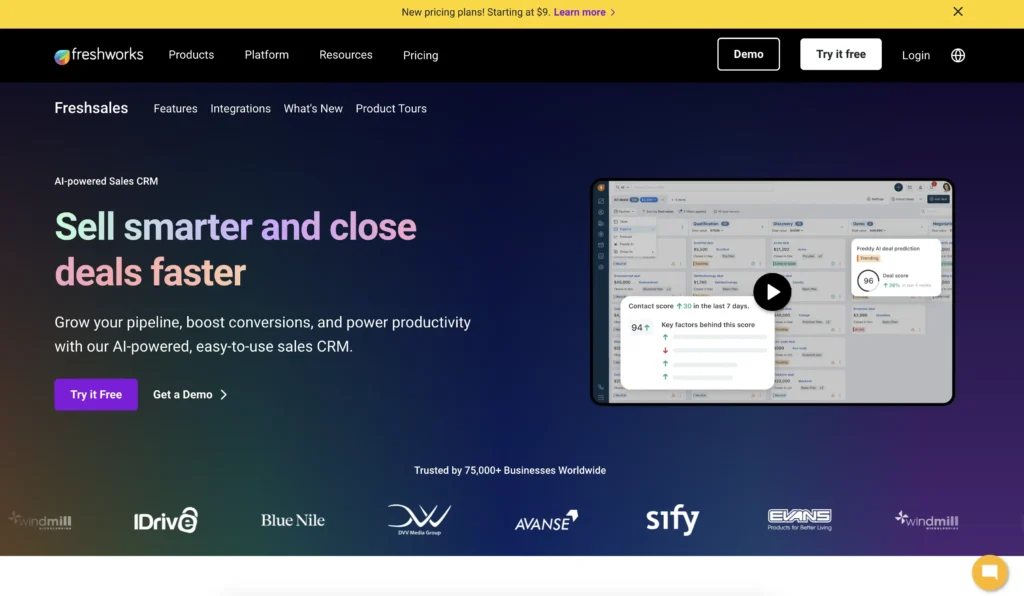 Freshsales homepage inviting users to start a free trial or request a live demo